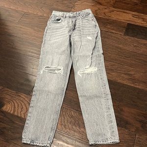 Size 0 ZARA high rise, gray washed, straight leg jeans. Great condition.